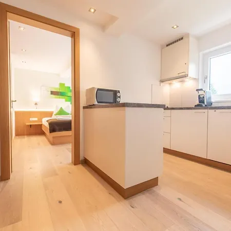 Aparthotel Lapis Monti - & 3*