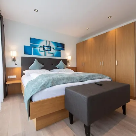Lapis Monti - & Aparthotel Burgusio