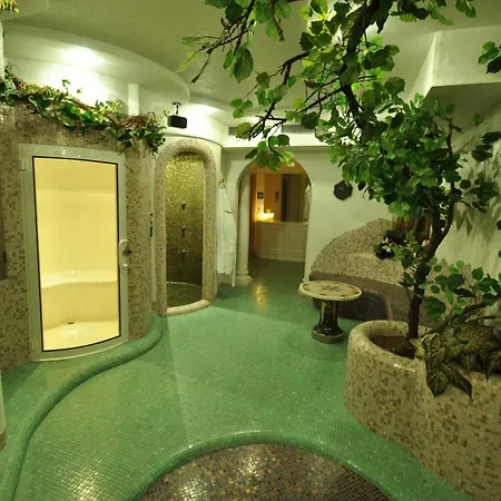 St. Stefan Aparthotel 3*
